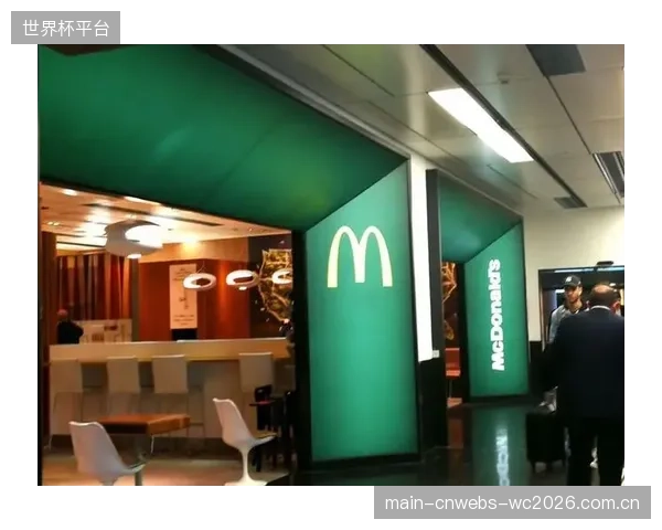 奥地利队选择加州作为大本营，旨在优化后勤保障，减少球队因长途飞行带来的非战斗性减员。